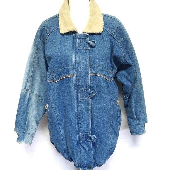 VINTAGE Acid Wash Quilted Sherpa Denim Jacket - Picture 1 of 8